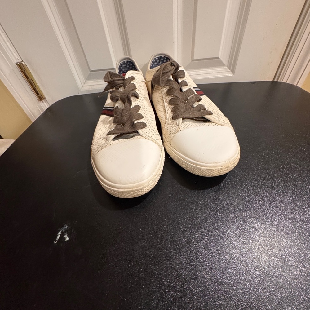 Ben Sherman White and Red Sneakers Casual Low-Top size 10